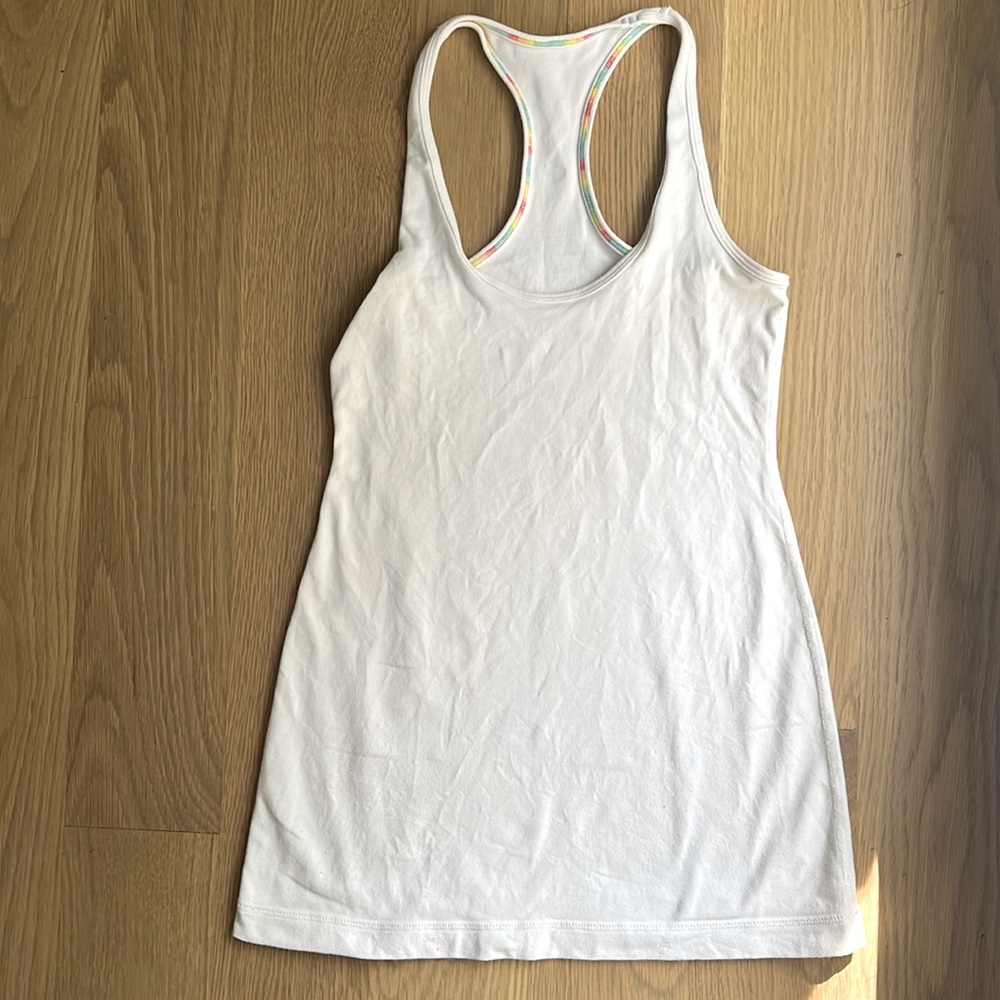 Lululemon white tank with rainbow 🌈 trim inside; great used condition! Size 4